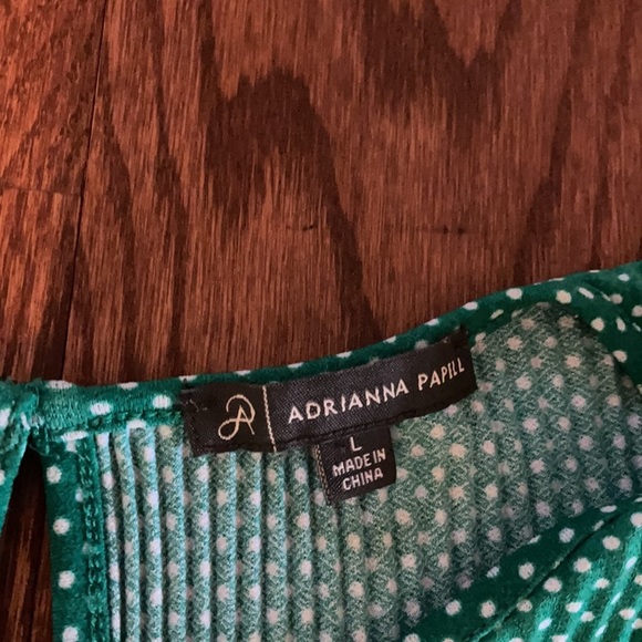 ADRIENNA PAPELL EMERALD GREEN WITH WHITE DOTS GENTLE PLEATED BLOUSE Size L - Picture 12 of 15
